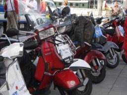 März 2014 Vespatreffen Verkehrshaus Luzern